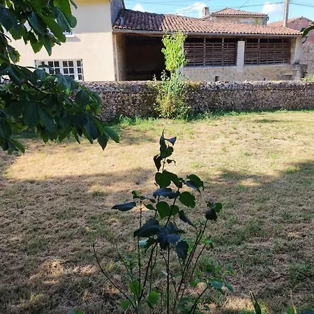Maison De Campagne, Bulle De Verdure Holiday home Montbron