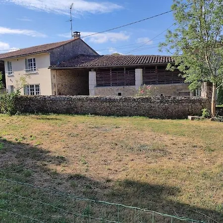 Holiday home Maison De Campagne, Bulle De Verdure